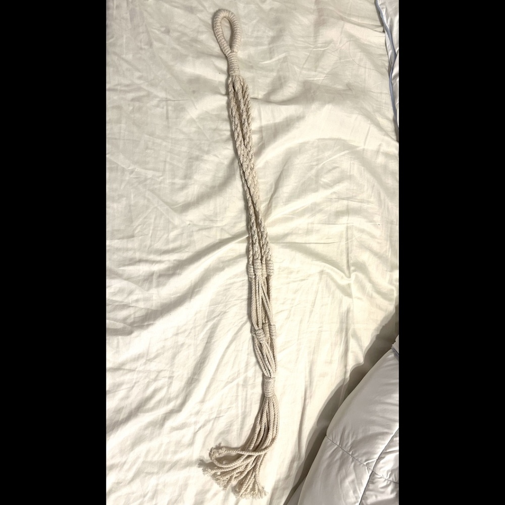 Macramé Plant Hanger – Handwoven Cotton, Boho Home Décor
